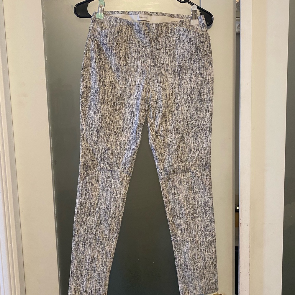 Calvin Klein Gray Ankle Cropped Pants with Elastic Waistband